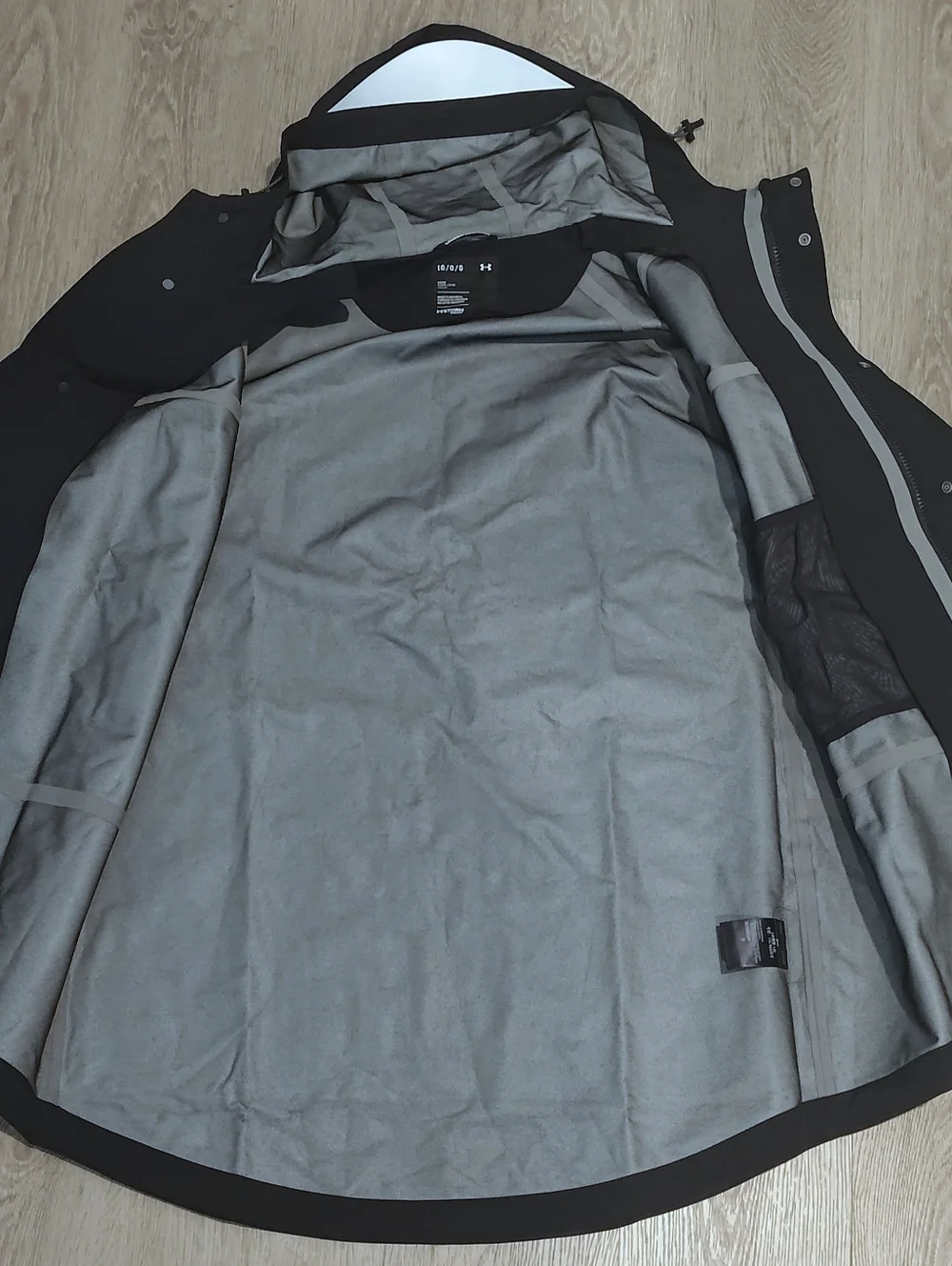 Under Armour Stormproof 3-ply Bench Coat - Picture 6 of 8